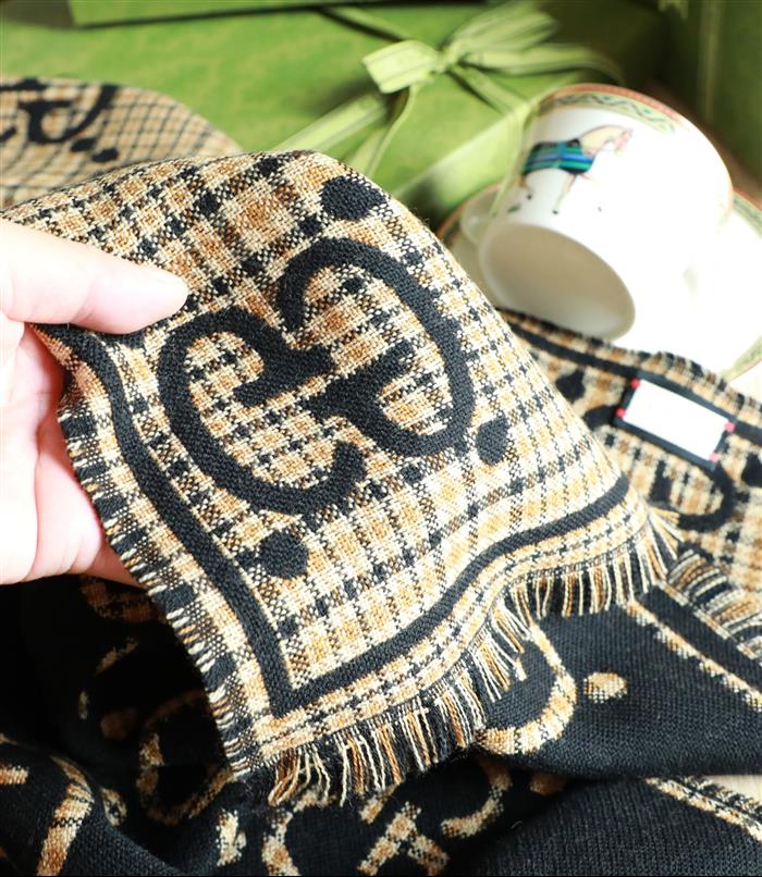 2026116111638601 380